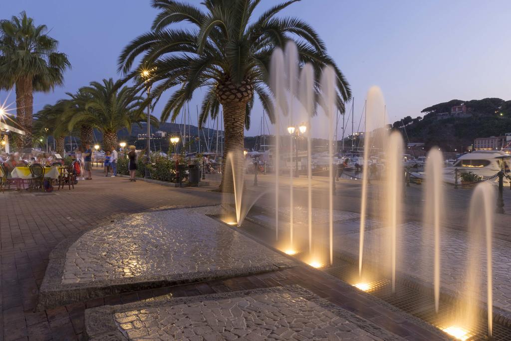 Il Porto Trilocale Nr.7 Lägenhet Porto Azzurro Exteriör bild